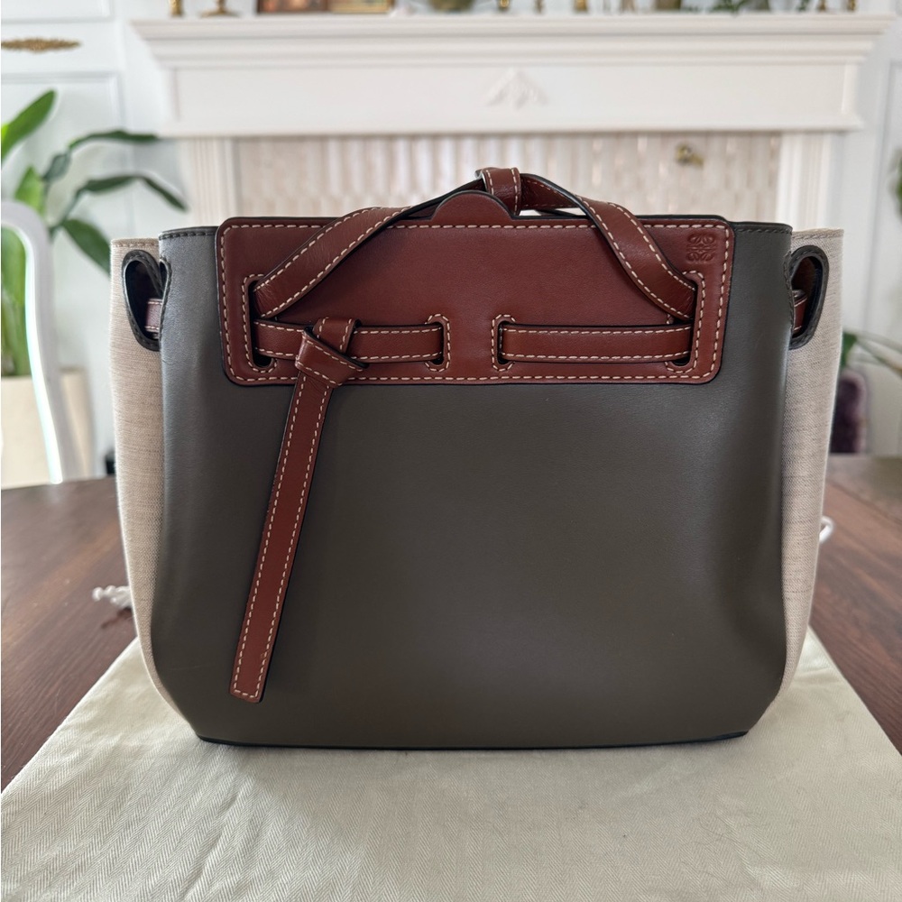 Calfskin Linen Mini Lazo Tote Khaki Green - Picture 2 of 12
